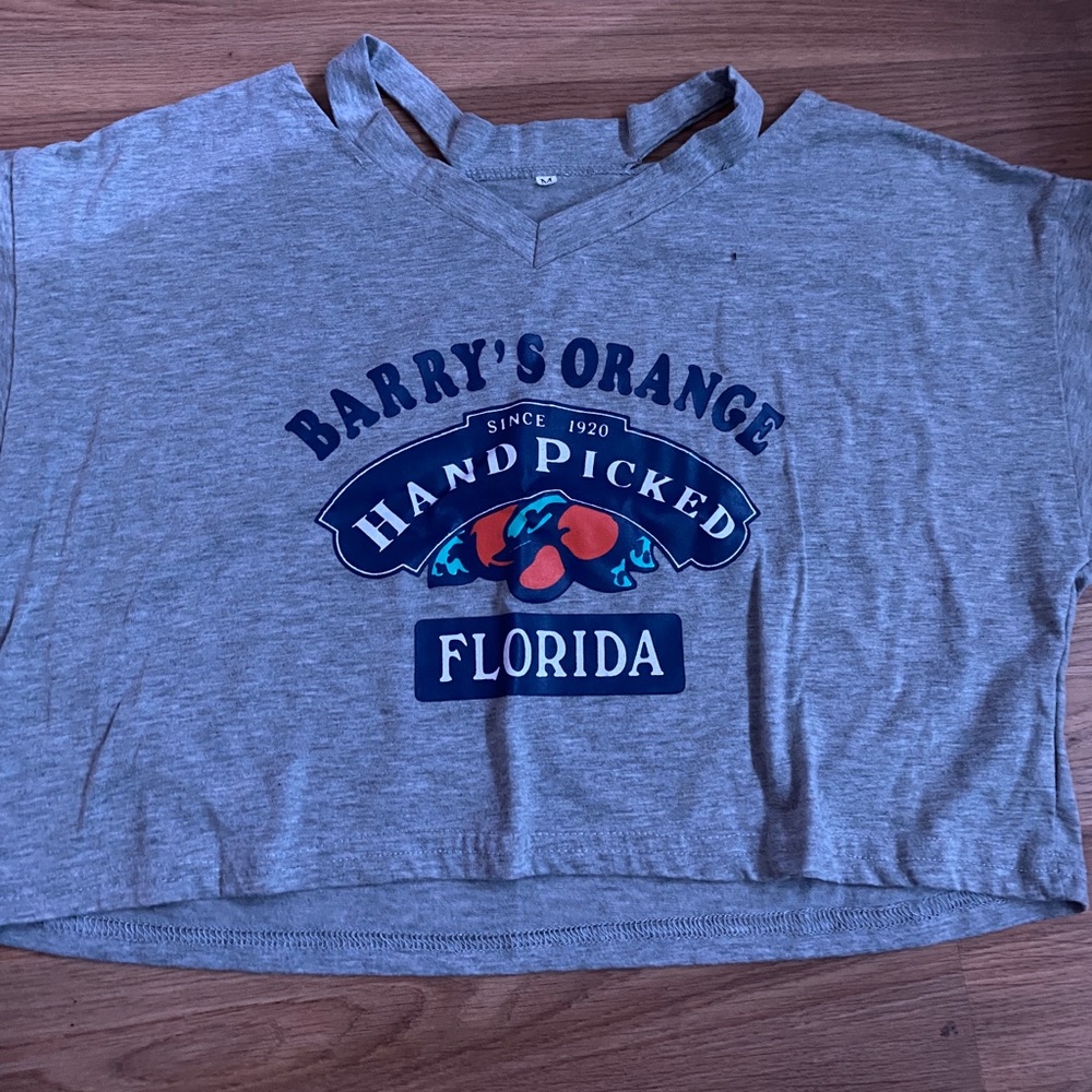 graphic tee
